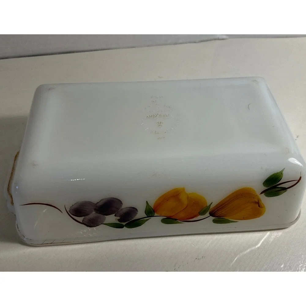 Vintage Anchor Hocking rect. peach blossom 1.5 QT casserole dish made in USA